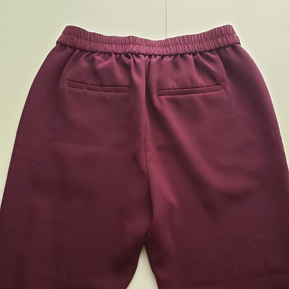 J Crew factory Sydney Pull on Jogger pants in plum - Picture 5 of 7